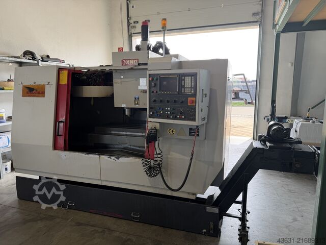 Vertikales Bearbeitungszentrum Yang Eagle SMV 1000, ähnlich Deckel Maho Quaser, Mori Seiki, Doosan, Bridgeport