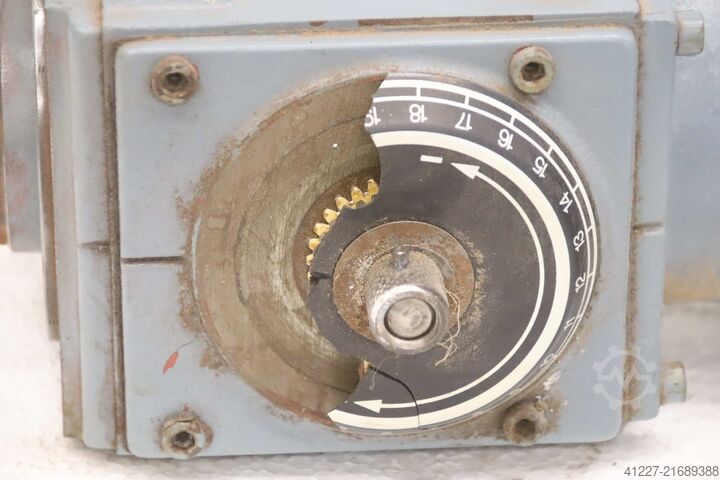 Regelbarer Getriebemotor 0,37 kW  160-1600 U/min Flender Himmel LK 02-M1C4