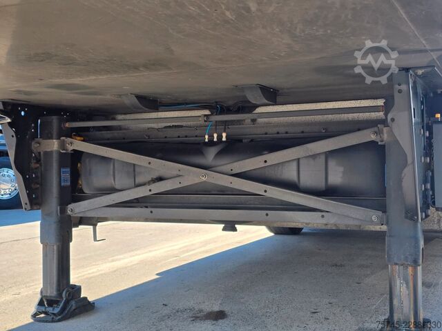 Reefer semitrailer SCHMITZ CARGOBULL SCB * SCHMITZ TKM * DOPPELSTOCK * LIFT *