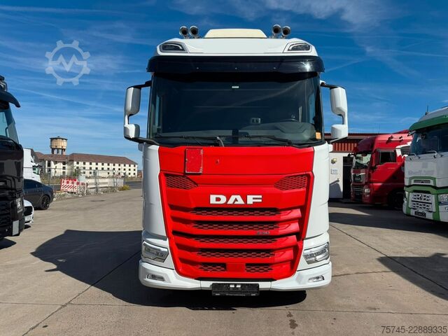Volume tractor unit DAF XG 530 * RETARDER * STANDKLIMA * VER. SATTEL *