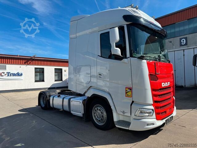 Volume tractor unit DAF XG 530 * RETARDER * STANDKLIMA * VER. SATTEL *