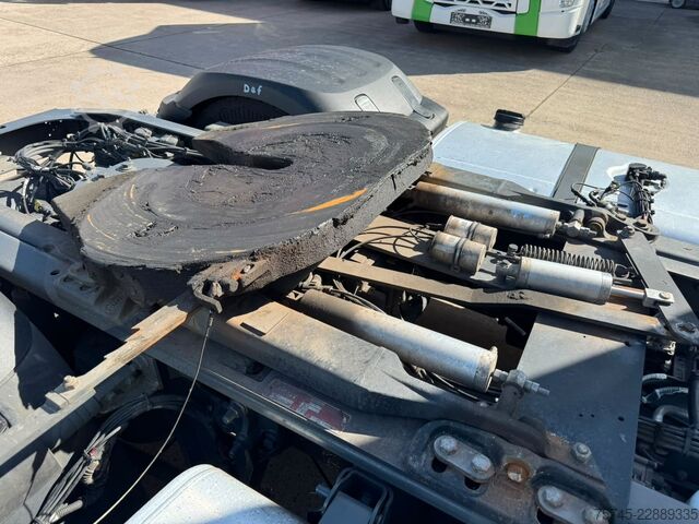Volume tractor unit DAF XG 530 * RETARDER * STANDKLIMA * VER. SATTEL *