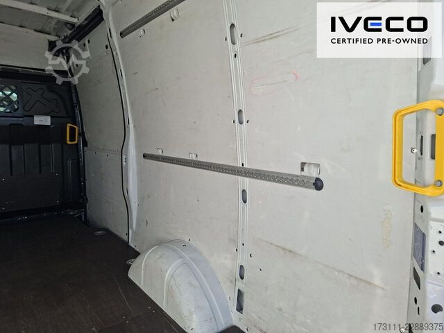 High top van IVECO Daily 35S16V RS 3520L / Klima / Bluetooth
