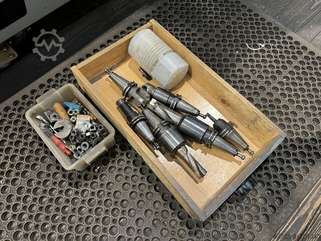 Vertikales Bearbeitungszentrum HAAS MIKRON VCE 500