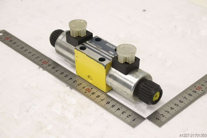 Directional control valve Bosch 