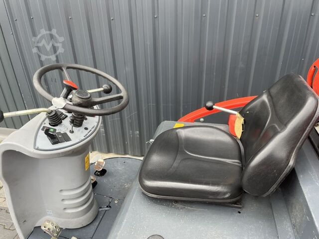 Sweepers Hako Jonas 1200V