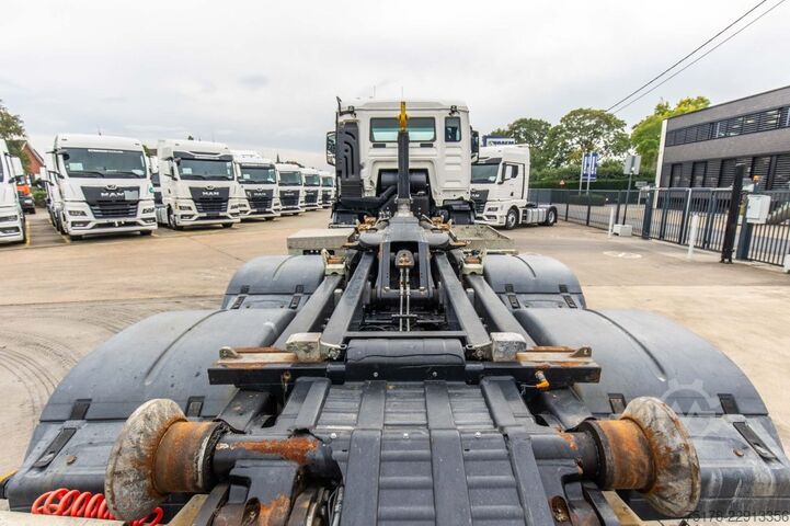 Hakenarmsystem MAN TGS 33.470 BL - 61.000 KM