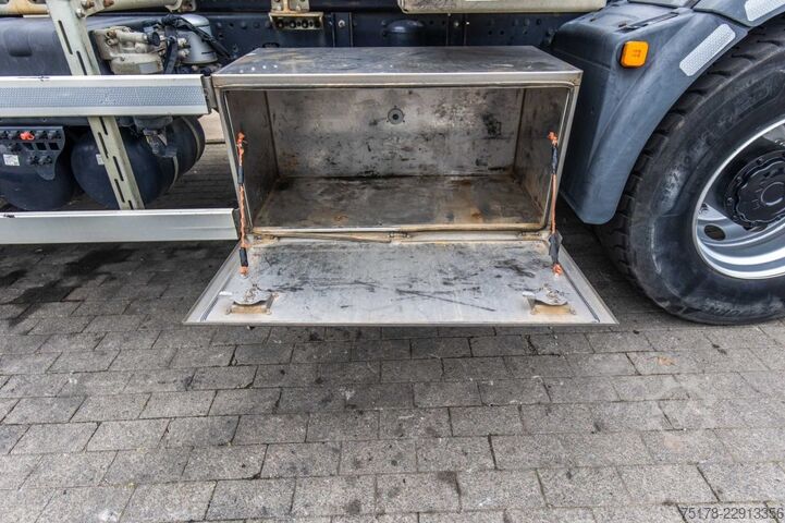 Hakenarmsystem MAN TGS 33.470 BL - 61.000 KM