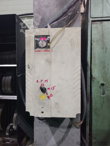 Gear hobbing machine Pfauter P 900