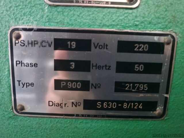Gear hobbing machine Pfauter P 900