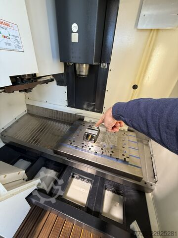 CNC vertical machining center DECKEL MAHO DMC 635 V eco