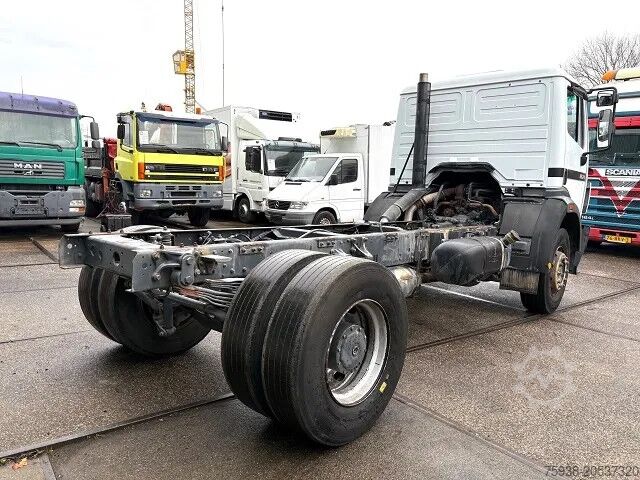 Chassis with cab Mercedes-Benz SK 1824 K (ONLY 226.000 KM!) 4x2 FULL STEEL CHA...