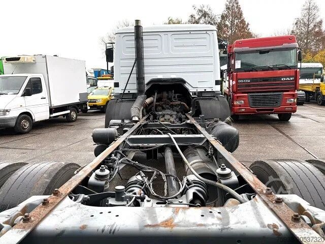 Chassis with cab Mercedes-Benz SK 1824 K (ONLY 226.000 KM!) 4x2 FULL STEEL CHA...
