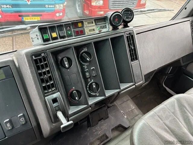 Chassis with cab Mercedes-Benz SK 1824 K (ONLY 226.000 KM!) 4x2 FULL STEEL CHA...