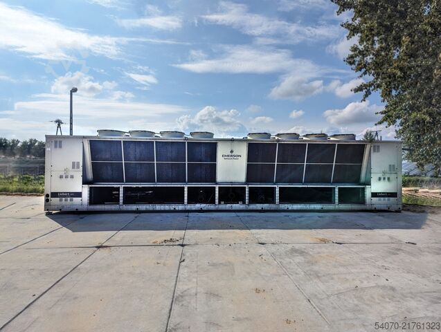 Kältemaschine Used Industrial chiller Emerson FQ4-086 810 kw