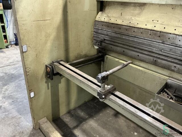 Press brakes  Safan SK 110-3100 1979 Safan SK 110-3100