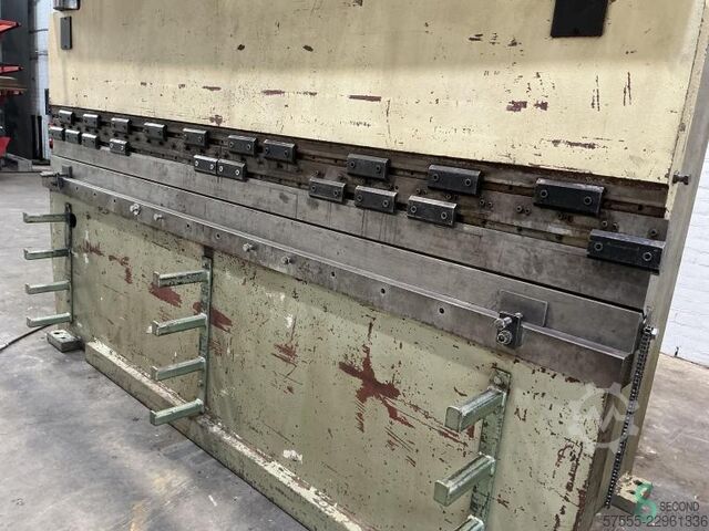 Press brakes  Safan SK 110-3100 1979 Safan SK 110-3100