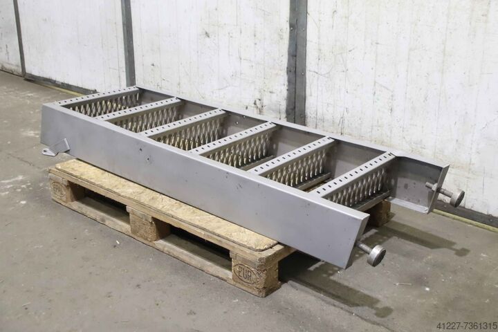 Maschinentreppe aus Edelstahl VA 6 stufig Höhe 1680 mm