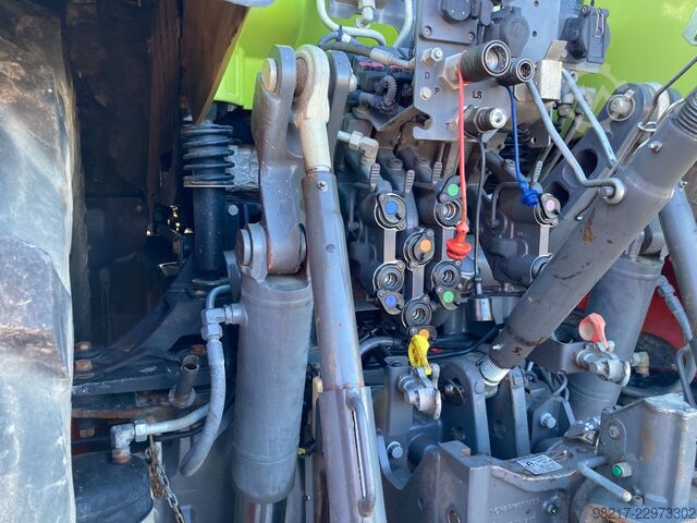 CLAAS Axion 810 CIS + Cmatic CLAAS Axion 810 CIS + Cmatic