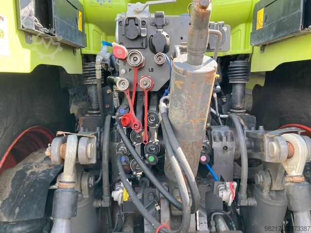 CLAAS Axion 920 CMATIC CEBIS CLAAS Axion 920 CMATIC CEBIS