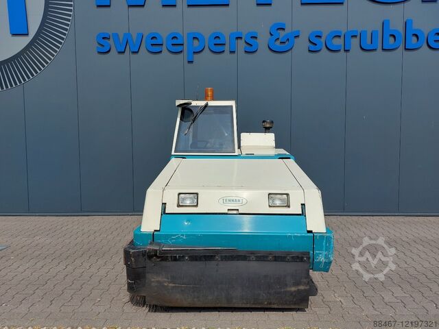 Kehrmaschine Tennant 800