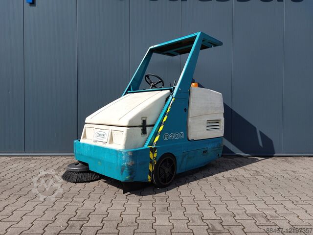Sweeper Tennant 6400