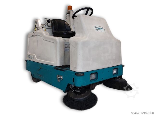 Sweeper Tennant 6200