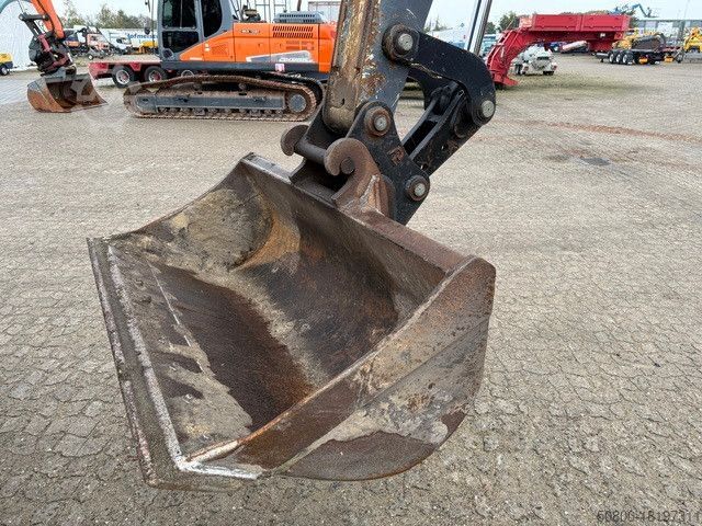 Mobile excavator TEREX TW 110, Verstellausleger, Pratzenabstützung