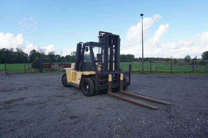 Off-road forklift Caterpillar VH6 200 Forklift