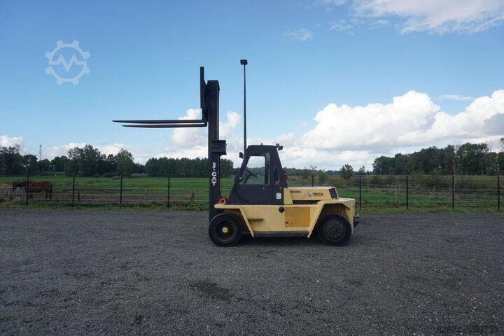Off-road forklift Caterpillar VH6 200 Forklift