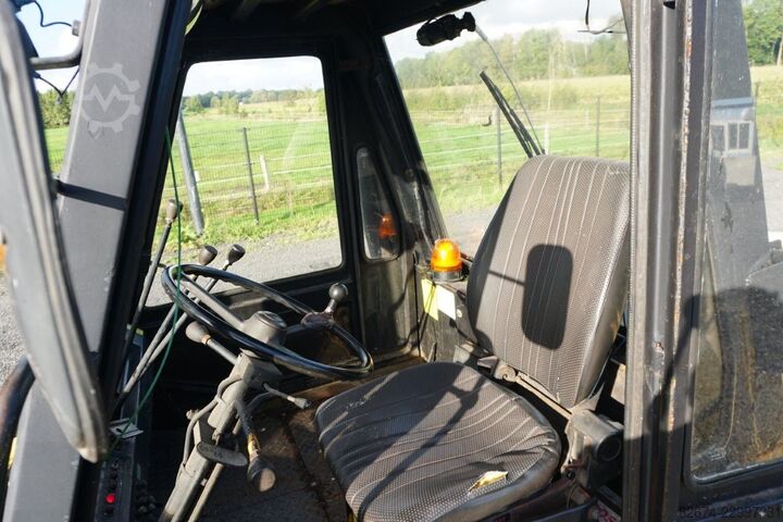 Off-road forklift Caterpillar VH6 200 Forklift