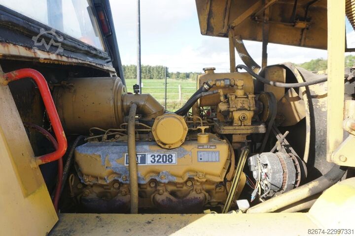 Off-road forklift Caterpillar VH6 200 Forklift