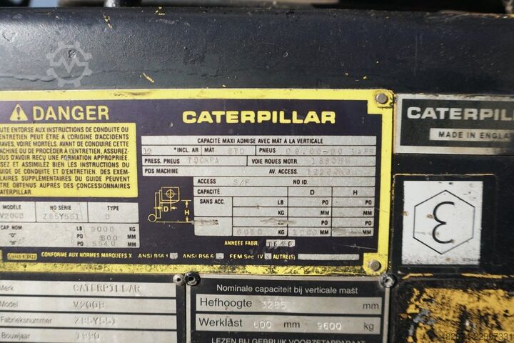 Off-road forklift Caterpillar VH6 200 Forklift