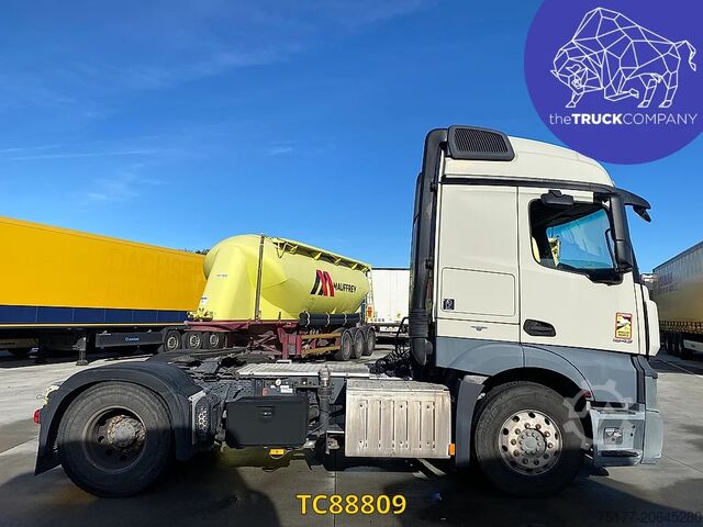 Standard-SZM Mercedes-Benz Actros 1843