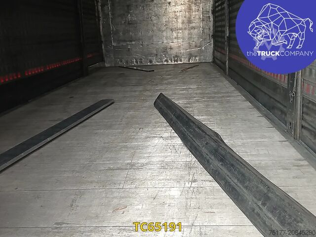 Sliding tarpaulins Fruehauf