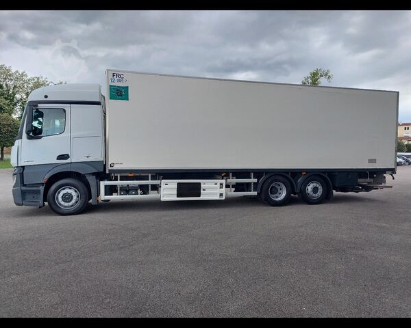 Refrigerated truck MERCEDES-BENZ Actros 4 25 6x2 - actros 2542 L cab. .2,3 Euro VI(E5)