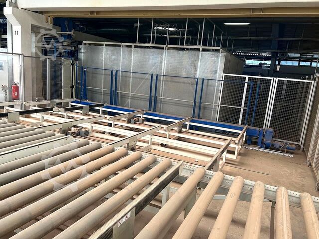 Roller conveyor for transporting sandwich panels Lewex Beförderung Sandwichpanele