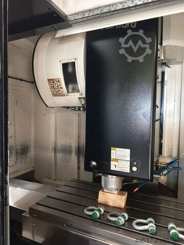 Vertical Milling Center Hartford HCMC-1000