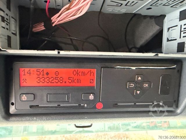 Roll-off tipper truck MAN TGS 35.400 Abrollkipper Meiller Krans Atlas 12,1