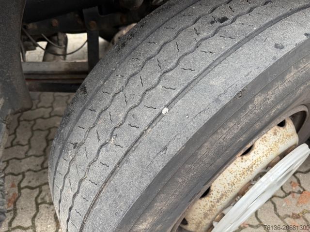 Roll-off tipper truck MAN TGS 35.400 Abrollkipper Meiller Krans Atlas 12,1