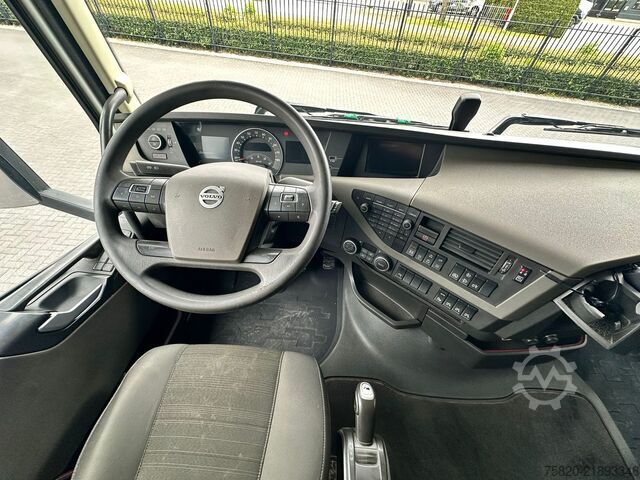 Crane truck Volvo FH 8X4 BAKWAGEN MET FASSI F1150RA.2.28 XHE-DYNA...