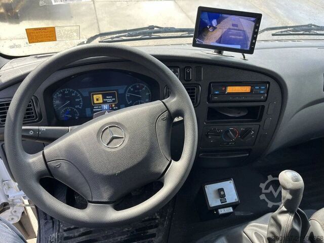 Garbage truck Mercedes-Benz Accelo 815 4x2 | Garbage Truck | 8cbm | Municip...