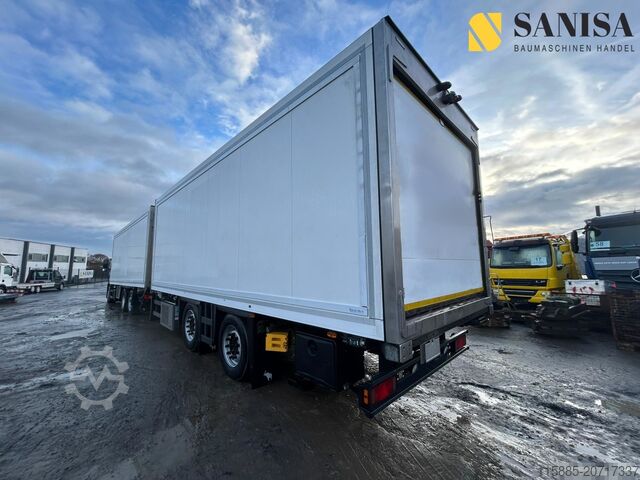 Refrigerated box truck Volvo FM 420 /Carrier Icland Twincoo/Zug/ACC/Euro 6