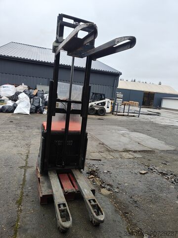 Electric lifting truck - Toyota BT Toyota Bt SWE 200D