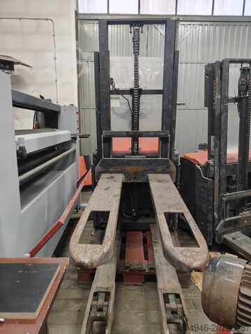 Electric lifting truck - Toyota BT Toyota Bt SWE 200D