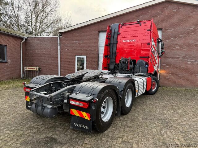 Standard-SZM Volvo FH 540 / 6X4 / Retarder / Lift-Axle / 2 Tanks