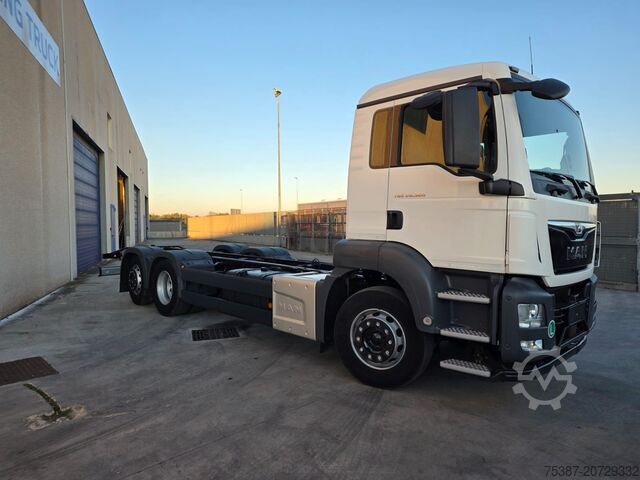 Truck chassis MAN TGS 26.360