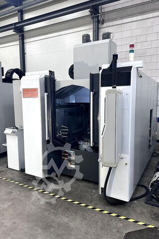 Horizontal-Bearbeitungszentrum Mori Seiki NMV 5000 DCG