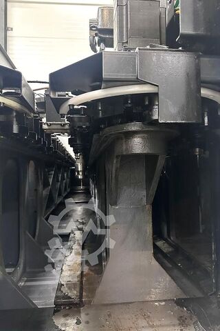 Horizontal-Bearbeitungszentrum Mori Seiki NMV 5000 DCG