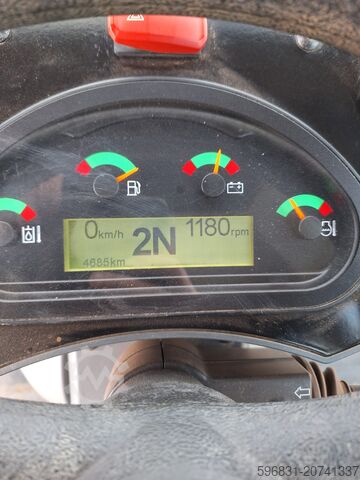 Wheel loader Caterpillar 906M